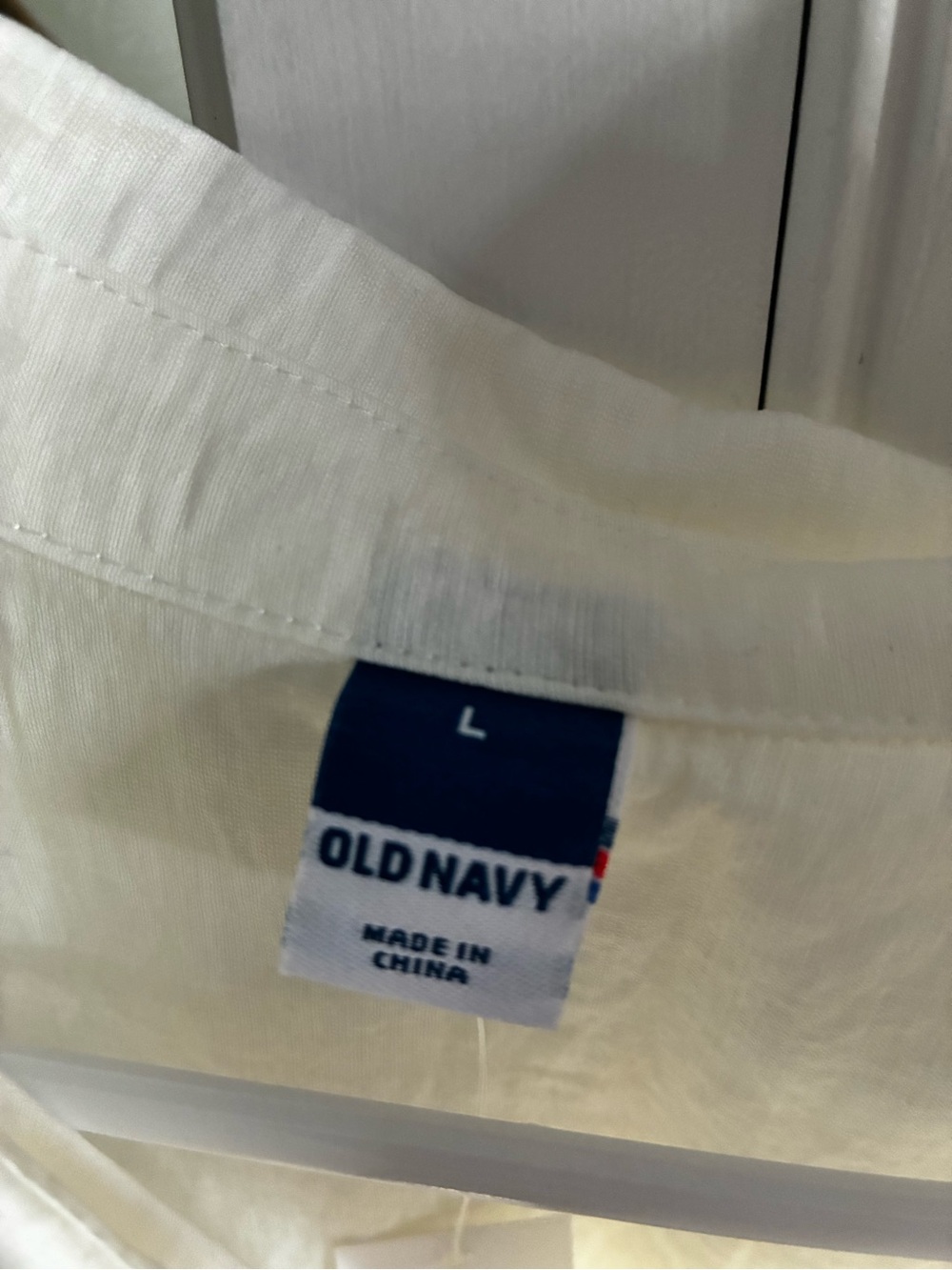 New Old Navy Lightweight White Button-Front Cap-Sleeve Top - Picture 3 of 7